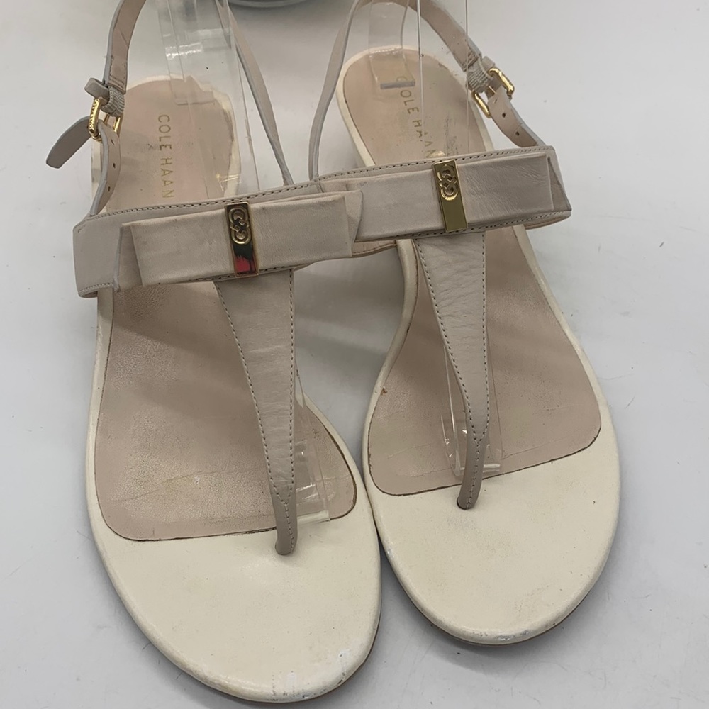 Vintage Cole Haan Leather Off White Thong Sandals - As is. CH3104